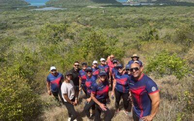 Impulsamos la restauración ambiental con exitosa siembra de mangles